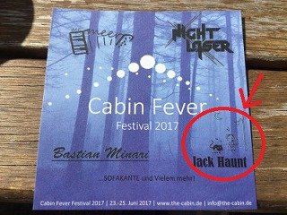 f:id:akane1033:20171226225805j:plain ドイツで1番標高の高い!?フェスティバルに行ってきました【Cabin Fever】