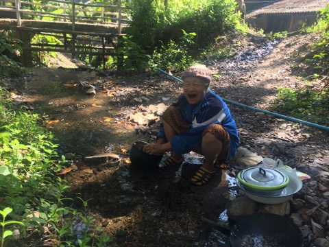 f:id:akane1033:20180119032803j:image 【タイ】秘境温泉!?メーサリアンに近い「Mae Um Long Luang Hot Springs」に行ってきました