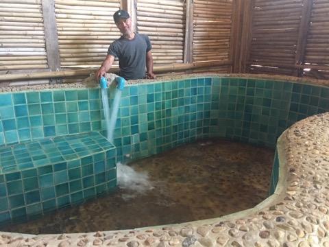 f:id:akane1033:20180119032810j:image 【タイ】秘境温泉!?メーサリアンに近い「Mae Um Long Luang Hot Springs」に行ってきました