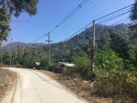 f:id:akane1033:20180119032900j:image 【タイ】秘境温泉!?メーサリアンに近い「Mae Um Long Luang Hot Springs」に行ってきました