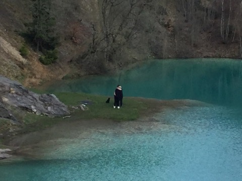 インスタ映え必須！ドイツで話題の真っ青な湖「ブラウアー湖」