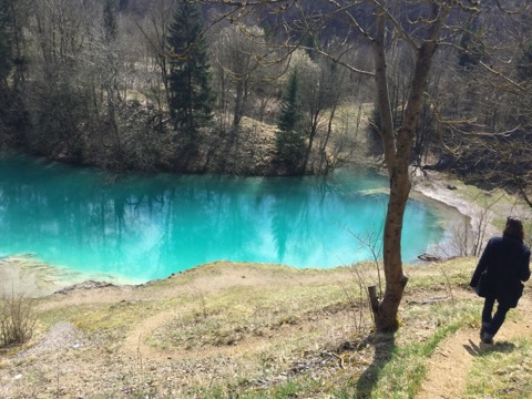インスタ映え必須！ドイツで話題の真っ青な湖「ブラウアー湖」