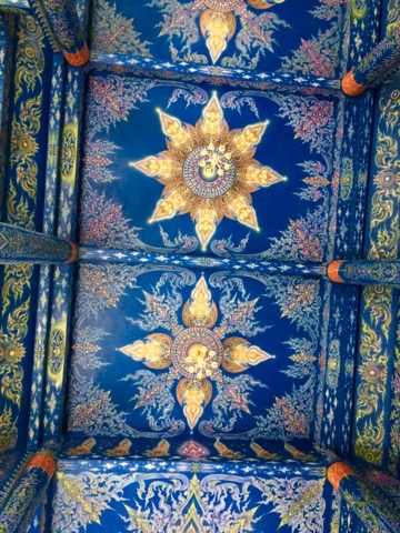 タイ・チェンライにある「青い寺（ブルーテンプル）」が、想像以上に素敵だった